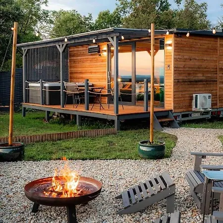 Apartment Tinyhouse With View To Balaton - Liliput Balatonakarattya